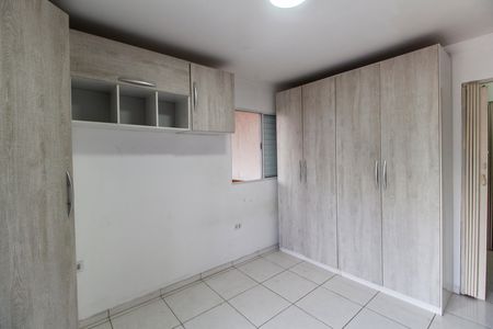 Casa para alugar com 100m², 2 quartos e 1 vaga Casa para alugar com 100m², 2 quartos e 1 vagaQuarto 1