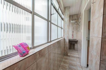 Apartamento à venda com 102m², 2 quartos e 1 vagaÁrea de Serviço