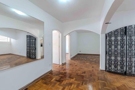 Apartamento à venda com 102m², 2 quartos e 1 vagaSala