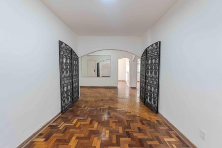 Apartamento à venda com 102m², 2 quartos e 1 vagaSala