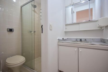 Apartamento à venda com 68m², 3 quartos e 2 vagasBanheiro