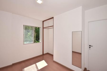 Apartamento à venda com 68m², 3 quartos e 2 vagasQuarto 3