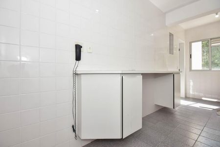Apartamento à venda com 68m², 3 quartos e 2 vagasCozinha