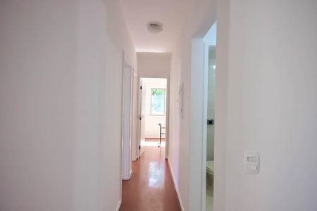 Apartamento à venda com 68m², 3 quartos e 2 vagasCorredor