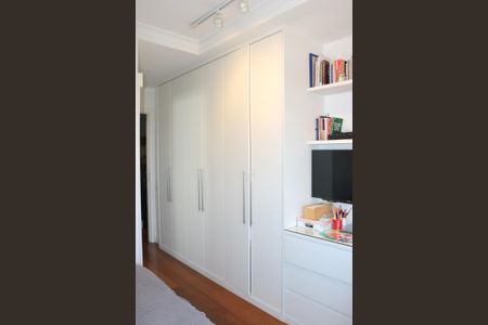 Apartamento à venda com 98m², 3 quartos e 2 vagasQuarto 2