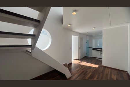 Casa à venda com 210m², 2 quartos e 2 vagas Casa à venda com 210m², 2 quartos e 2 vagasCloset da suíte 2