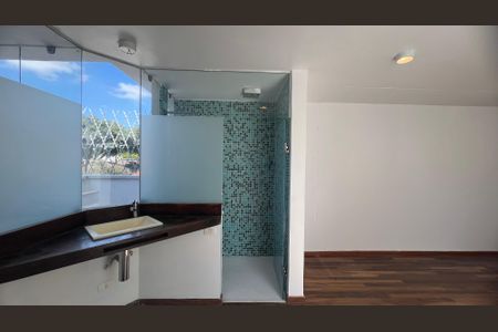 Casa à venda com 210m², 2 quartos e 2 vagas Casa à venda com 210m², 2 quartos e 2 vagasBanheiro da Suíte 2