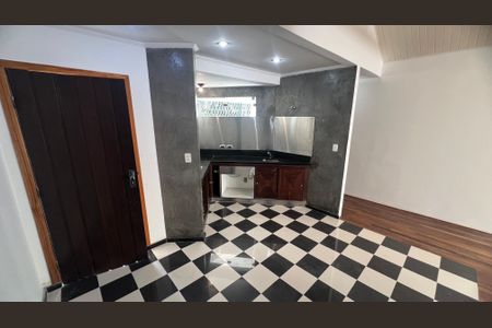 Casa à venda com 210m², 2 quartos e 2 vagas Casa à venda com 210m², 2 quartos e 2 vagasCozinha