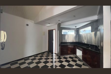 Casa à venda com 210m², 2 quartos e 2 vagas Casa à venda com 210m², 2 quartos e 2 vagasCozinha