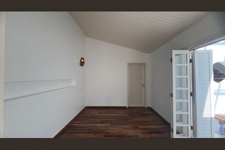 Casa à venda com 210m², 2 quartos e 2 vagas Casa à venda com 210m², 2 quartos e 2 vagasSuíte 2