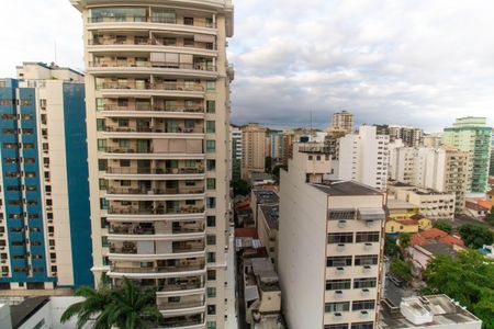 Apartamento à venda com 76m², 4 quartos e 1 vaga Apartamento à venda com 76m², 4 quartos e 1 vagaVista da Sala