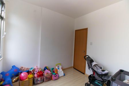 Apartamento à venda com 76m², 4 quartos e 1 vaga Apartamento à venda com 76m², 4 quartos e 1 vagaQuarto 1