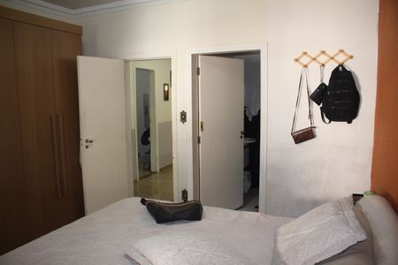 Casa à venda com 370m², 4 quartos e 7 vagasSuíte 1