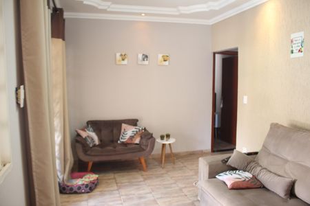 Casa à venda com 370m², 4 quartos e 7 vagasSala 2 Casa 2