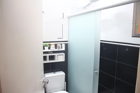 Casa à venda com 370m², 4 quartos e 7 vagasBanheiro Suíte 1