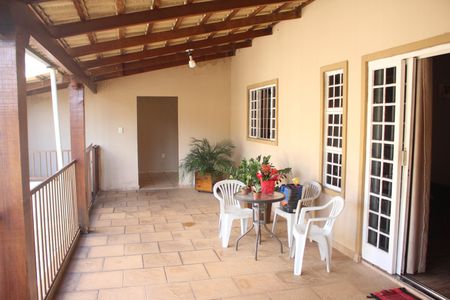 Casa à venda com 370m², 4 quartos e 7 vagasÁrea comum