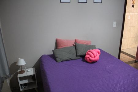 Casa à venda com 370m², 4 quartos e 7 vagasQuarto 2 Casa 2