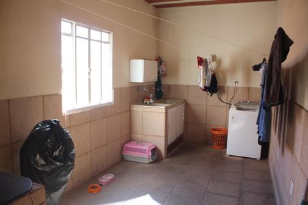 Casa à venda com 370m², 4 quartos e 7 vagasÁrea de Serviço Casa 2