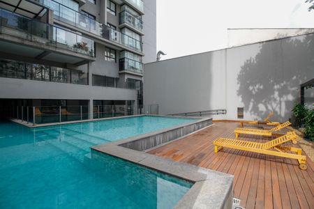 Studio à venda com 34m², 1 quarto e 1 vagaÁrea Comum - Piscina