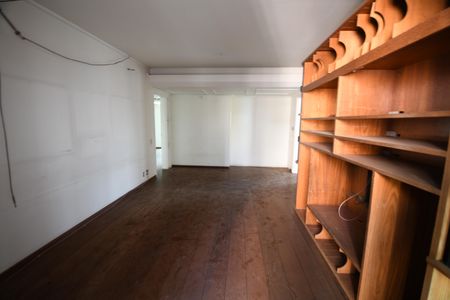 Apartamento à venda com 450m², 4 quartos e 4 vagasSala 3