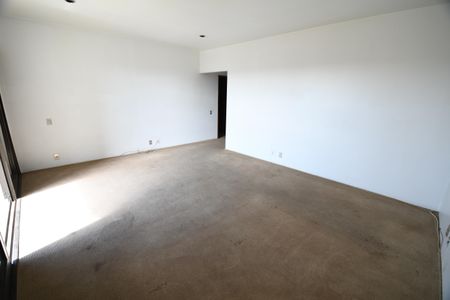 Apartamento à venda com 450m², 4 quartos e 4 vagasSuíte 4