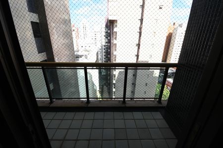 Apartamento à venda com 450m², 4 quartos e 4 vagas Suíte 2 - Sacada