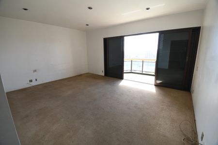 Apartamento à venda com 450m², 4 quartos e 4 vagasSuíte 4