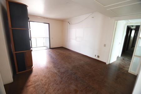 Apartamento à venda com 450m², 4 quartos e 4 vagasSala 3