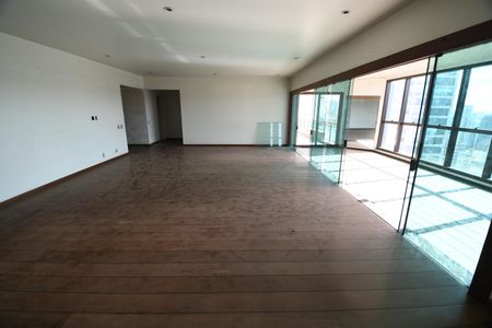 Apartamento à venda com 450m², 4 quartos e 4 vagasSala 1