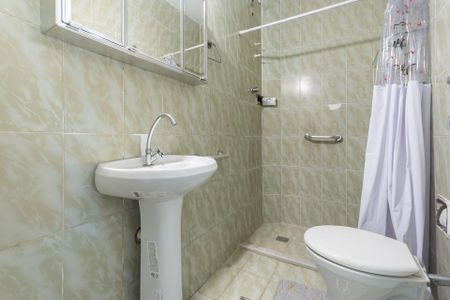 Casa para alugar com 80m², 2 quartos e sem vagaBanheiro