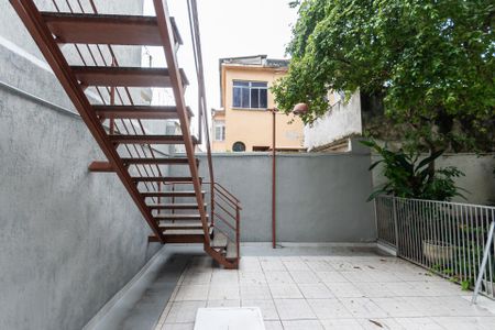 Casa para alugar com 80m², 2 quartos e sem vagaÁrea comum