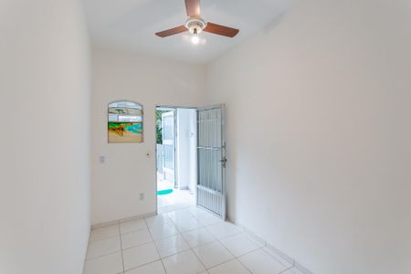 Casa para alugar com 80m², 2 quartos e sem vagaSala