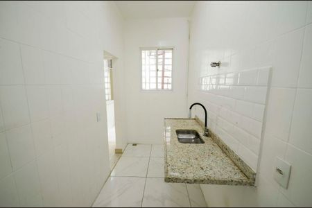 Casa para alugar com 100m², 3 quartos e 1 vaga Casa para alugar com 100m², 3 quartos e 1 vagaCozinha