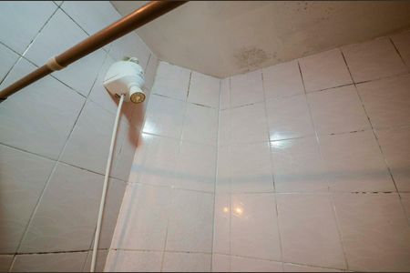 Casa para alugar com 100m², 3 quartos e 1 vaga Casa para alugar com 100m², 3 quartos e 1 vagaBanheiro Social