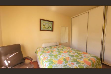 Apartamento à venda com 266m², 3 quartos e 4 vagasQuarto 6