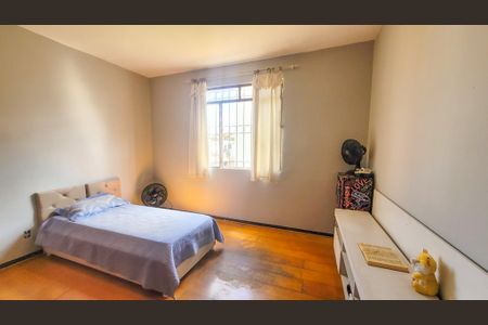 Apartamento à venda com 266m², 3 quartos e 4 vagasQuarto