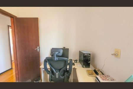 Apartamento à venda com 266m², 3 quartos e 4 vagasEscritório