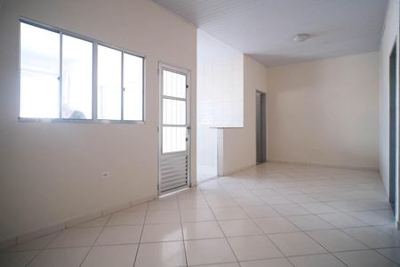 Casa para alugar com 80m², 3 quartos e 1 vagaSala