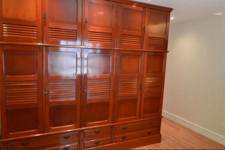 Casa de condomínio à venda com 390m², 5 quartos e 4 vagasSuíte 5