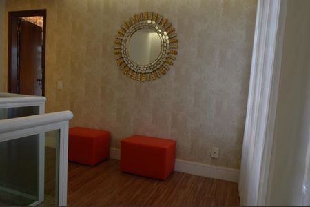 Casa de condomínio à venda com 390m², 5 quartos e 4 vagasSaleta