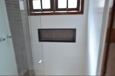 Casa de condomínio à venda com 390m², 5 quartos e 4 vagasBanheiro da Suíte 4