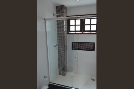 Casa de condomínio à venda com 390m², 5 quartos e 4 vagasBanheiro da Suíte 4