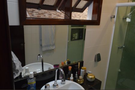 Casa de condomínio à venda com 390m², 5 quartos e 4 vagasBanheiro da Suíte 1