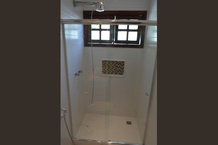 Casa de condomínio à venda com 390m², 5 quartos e 4 vagasBanheiro da Suíte 3