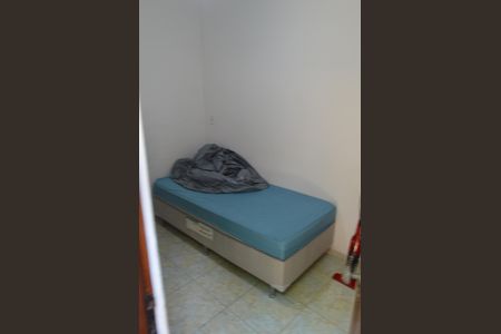 Casa de condomínio à venda com 390m², 5 quartos e 4 vagasQuarto de Serviço