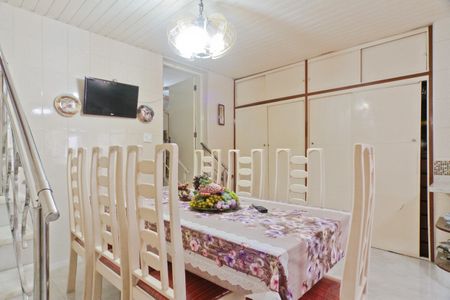 Casa à venda com 250m², 4 quartos e 5 vagasCozinha