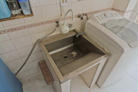 Casa à venda com 250m², 4 quartos e 5 vagasÁrea de Serviço