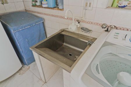 Casa à venda com 250m², 4 quartos e 5 vagasÁrea de Serviço