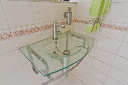 Casa à venda com 250m², 4 quartos e 5 vagasLavabo