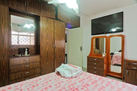 Casa à venda com 250m², 4 quartos e 5 vagasQuarto 1